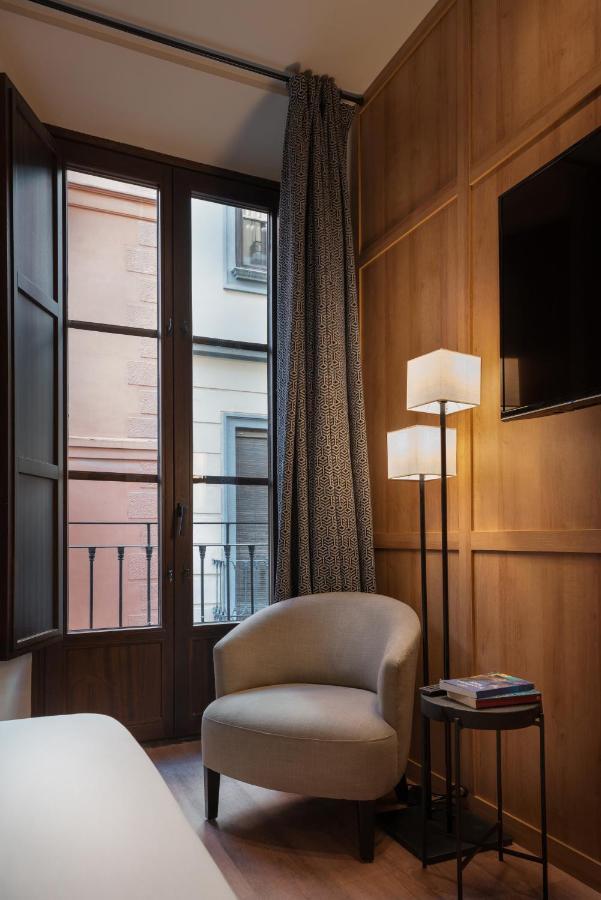 Single Room Private Bathroom